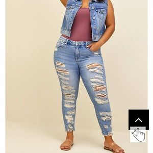 Straight Classic Denim High-Rise Jeans